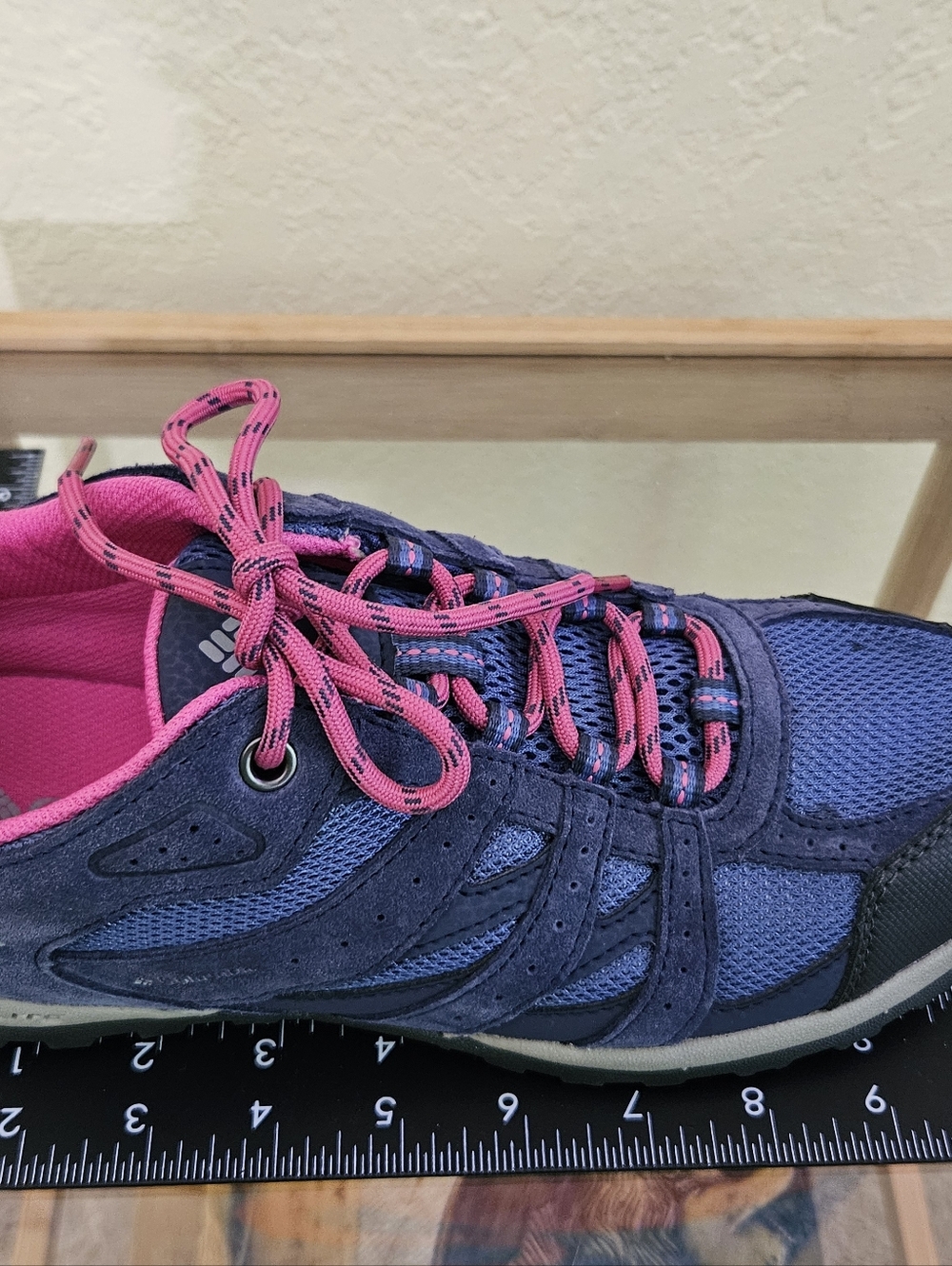 NWOT Columbia Redmond  Women's Navy and Hot Pink Trail Walkers Size 7 / 7.5 - Picture 9 of 9